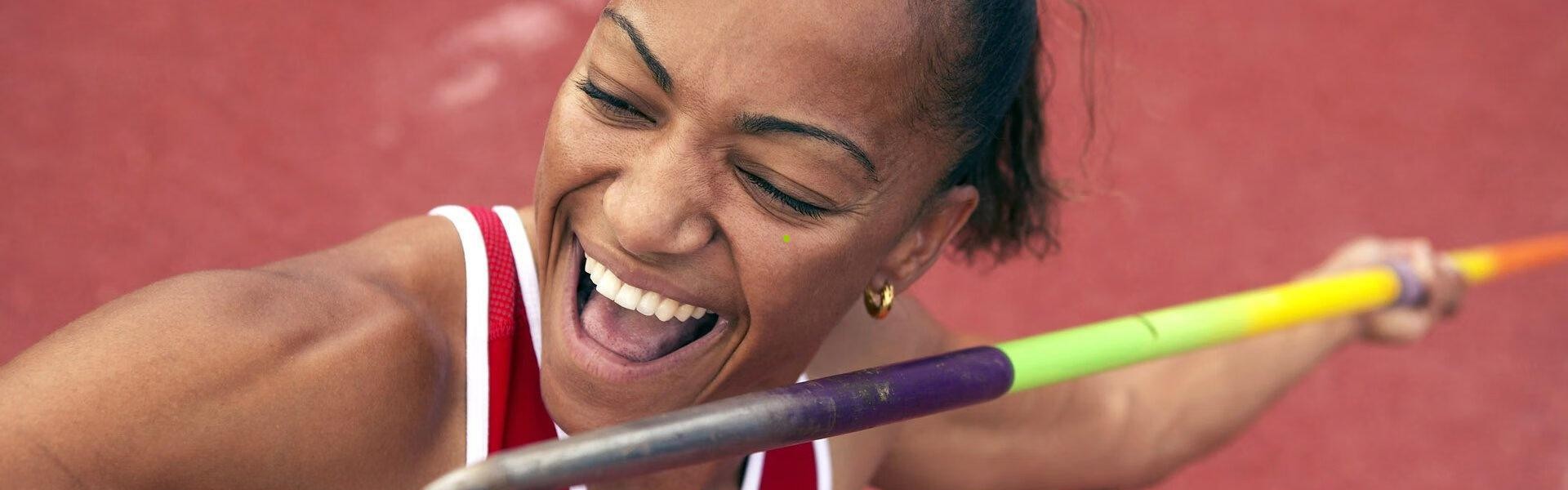 华体会体育_中国足球非官方发言人再掀巨浪，离谱新动作引发足坛地震