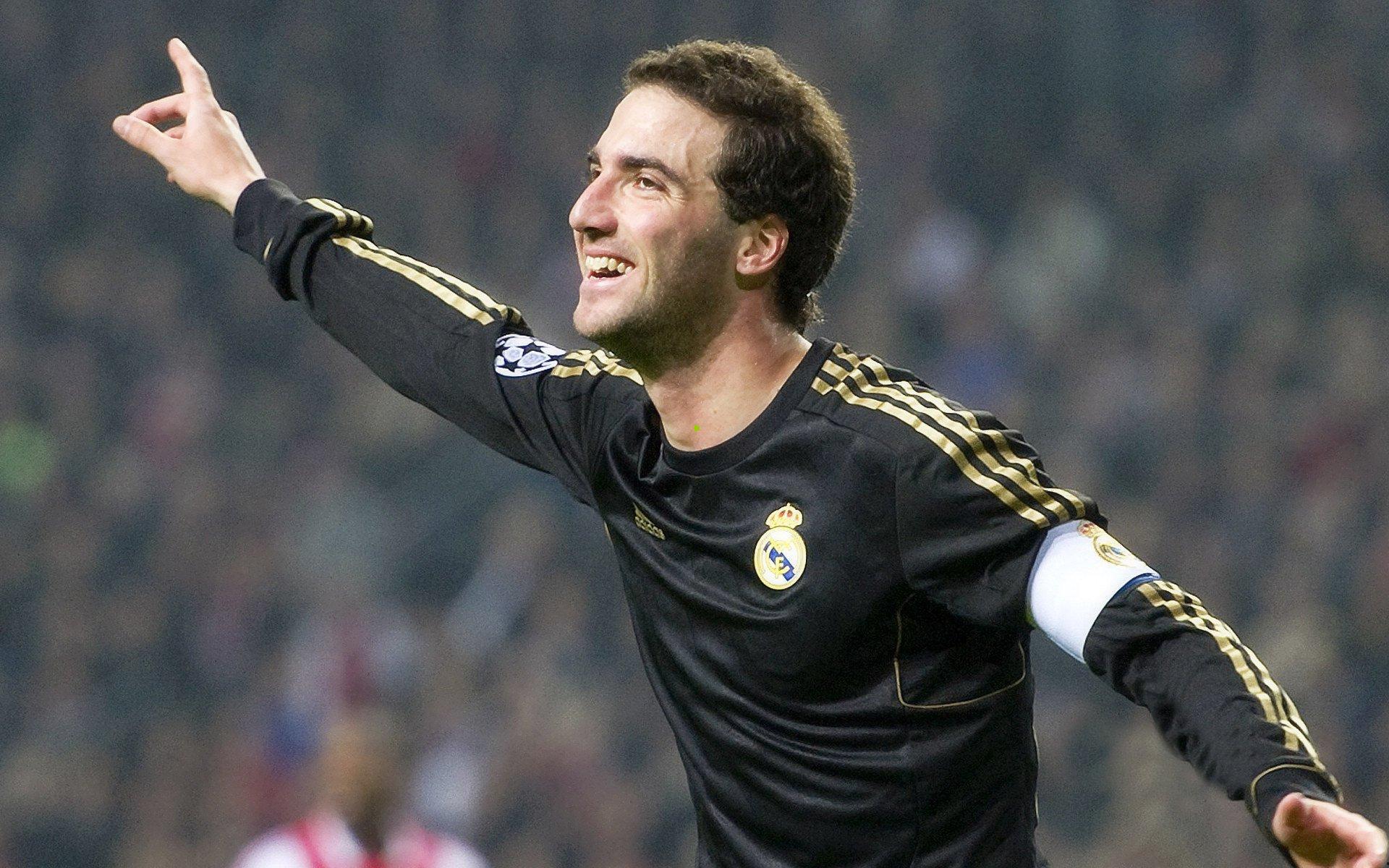 波斯特的觉醒，季后赛火箭对决催生身体强化征程